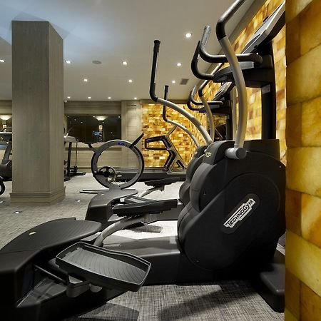 Hotel Le K2 Palace Courchevel Exterior photo